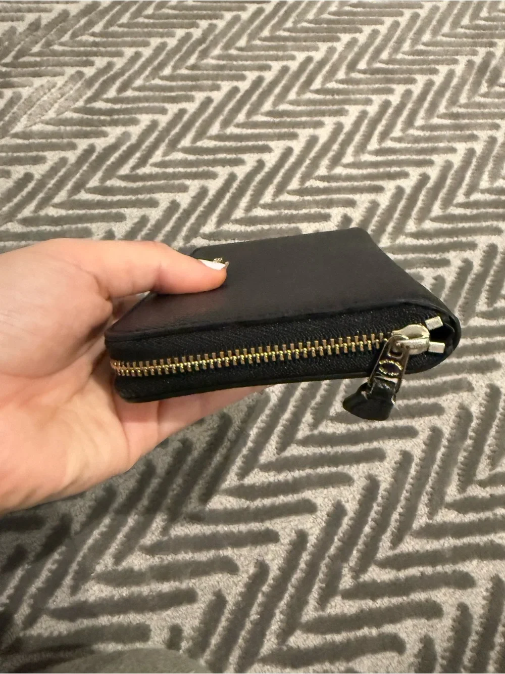 Coach Black Leather Zip-Around Wallet with Gold Logo - Picture 5 of 8